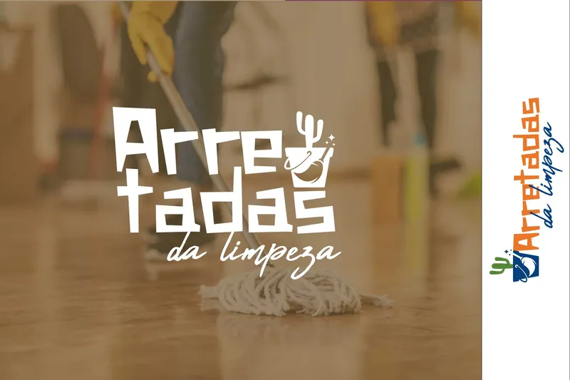Logotipo Arretadas da Limpeza em branco sobre foto de limpeza